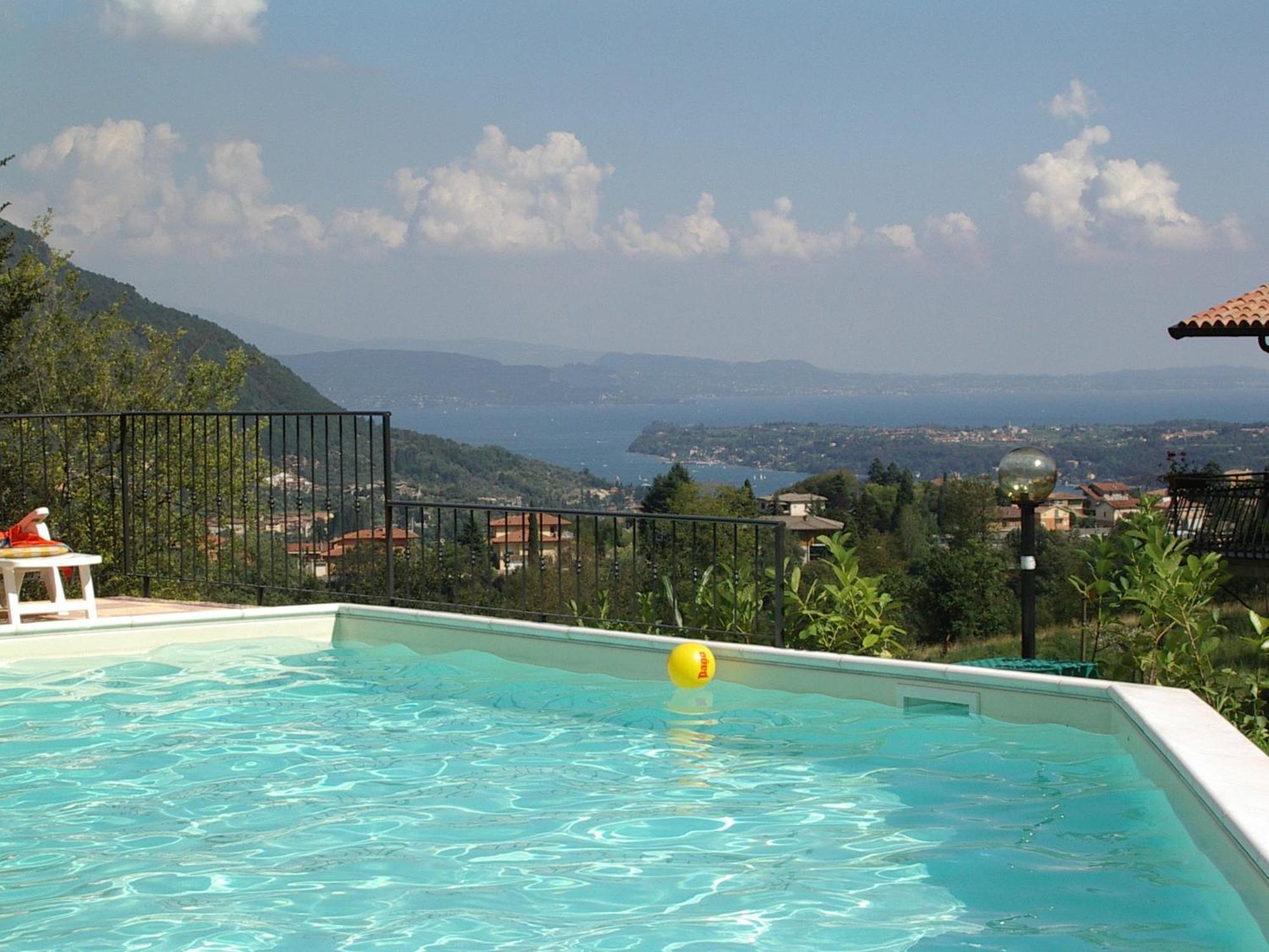 Relax Vista Lago Villanuova sul clisi Exterior foto